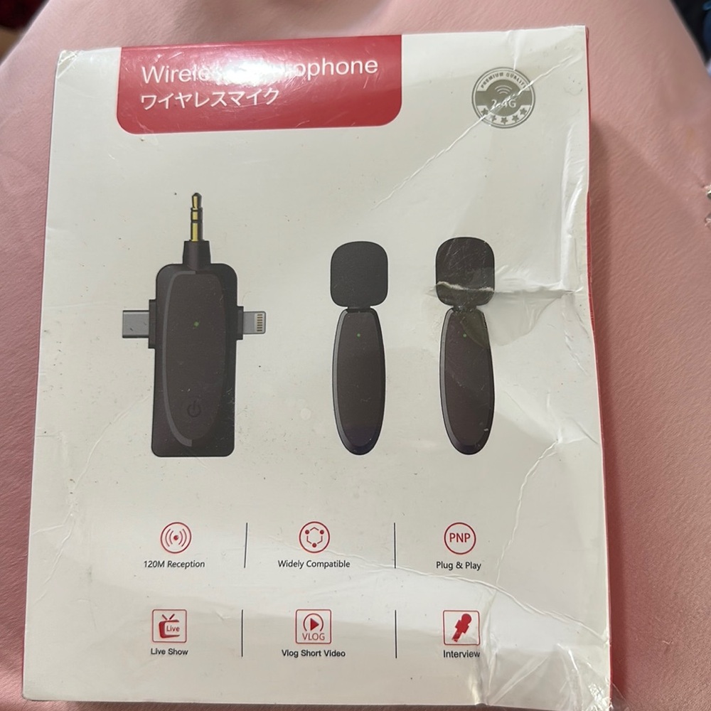 393FT Wireless lavalier Microphone.
